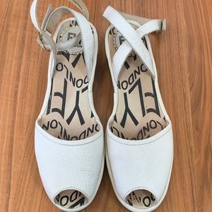 fly london white sandals